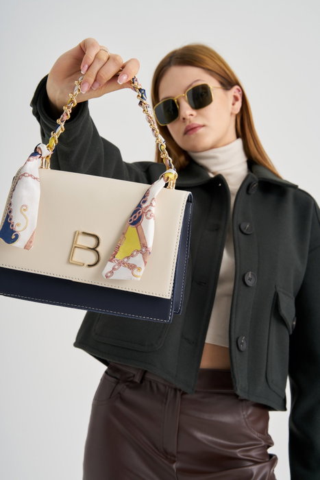 Lucky Bees Bolso Bandolera Crema y Azul Oscuro Lucky Bees Bolso Bandolera Crema y Azul Oscuro